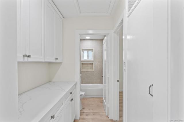 120 N Elm St, Escondido CA: https://media.crmls.org/mediaz/7be8e885-b7fc-48be-ac1f-88d5fa4d54d3.jpg