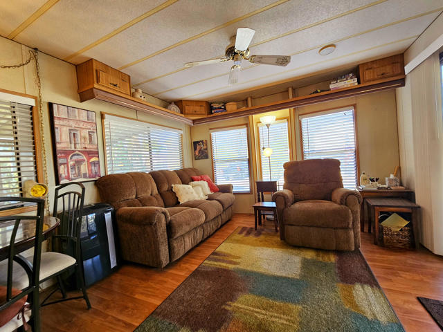16400 Bubbling Wells Rd Road, Desert Hot Springs CA: https://media.crmls.org/mediaz/7be9b4c1-16a1-4748-b93e-145db3e36e0d.jpg