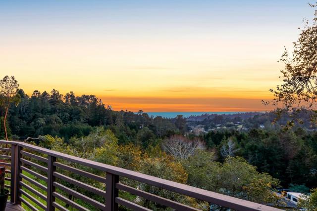 407 Quail Run, Aptos CA: https://media.crmls.org/mediaz/7be9c569-88a4-4377-9c9f-58da6f6b05df.jpg