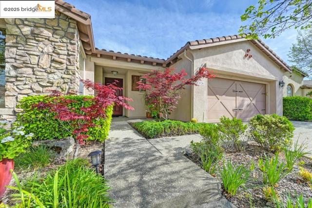 Image 5 of 54 For 5736 Palmera Ln