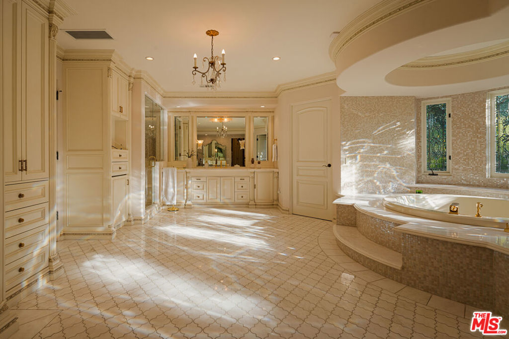MLS #26849903 image #18