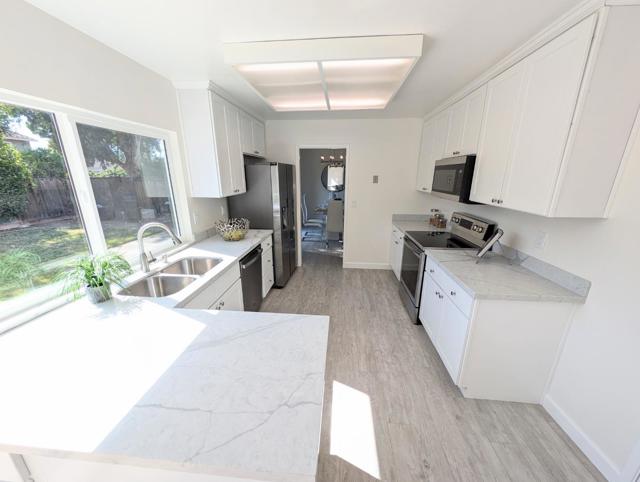 6104 Castello Drive, San Jose CA: https://media.crmls.org/mediaz/7be9de5c-9385-4a47-b8fe-300a0ce349cf.jpg