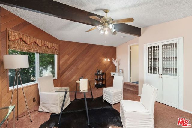 15241 Septo Street, Mission Hills (San Fernando) CA: https://media.crmls.org/mediaz/7bea2e04-5f1b-4228-8229-c670e6d19598.jpg