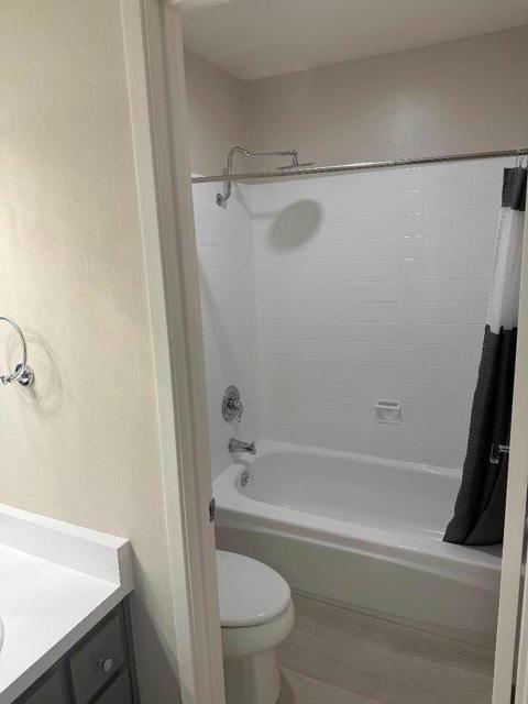 3015 Kaiser Drive, Santa Clara CA: https://media.crmls.org/mediaz/7bec37ca-0307-4acc-b103-37800cfef5e0.jpg