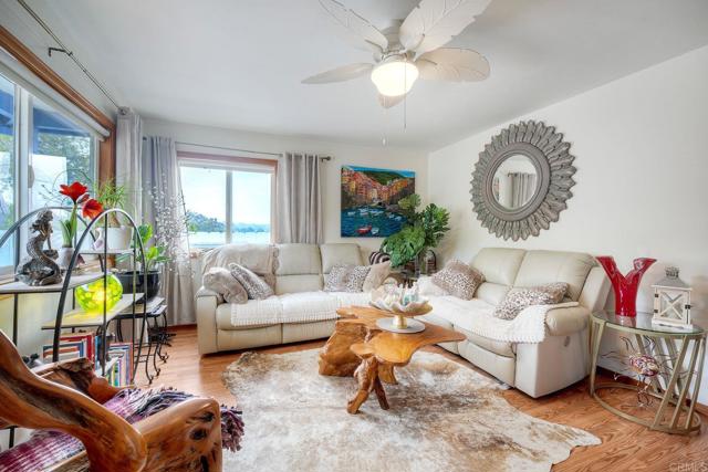 Detail Gallery Image 16 of 33 For 3733 Gail Dr, Oceanside,  CA 92056 - 2 Beds | 1 Baths