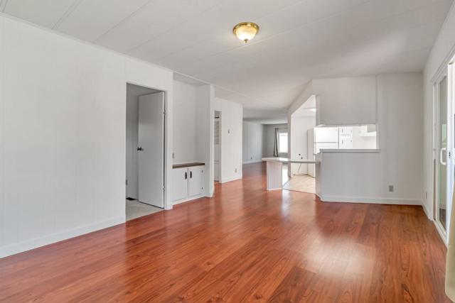 8 Coral Way, Half Moon Bay CA: https://media.crmls.org/mediaz/7becd394-fe87-4a99-a0fe-368a0c25f18a.jpg