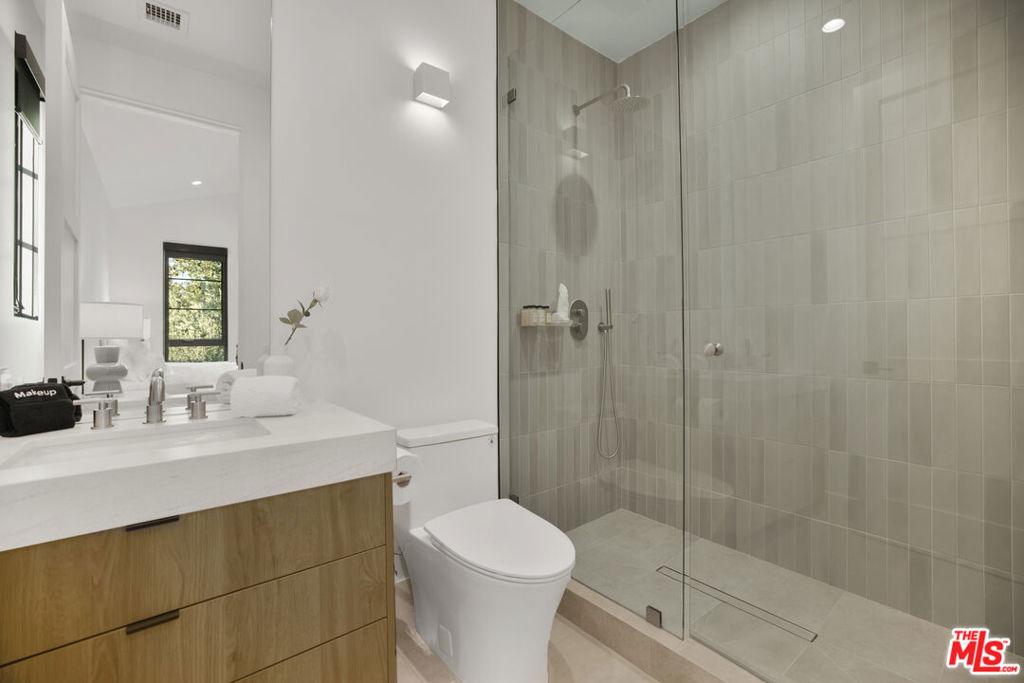 MLS #25619867 image #36