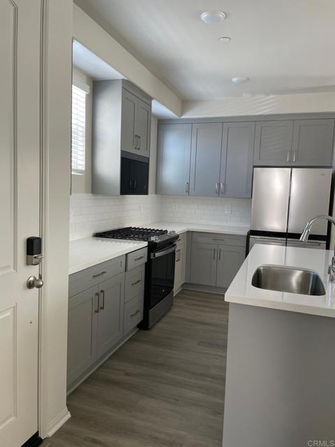 Detail Gallery Image 6 of 75 For 28325 via Moscotel, Temecula,  CA 92591 - 3 Beds | 2/1 Baths