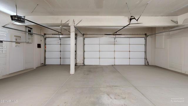 2343 Solway Court, Thousand Oaks CA: https://media.crmls.org/mediaz/7beea805-cde1-408f-be8e-7455a8d2b1c9.jpg