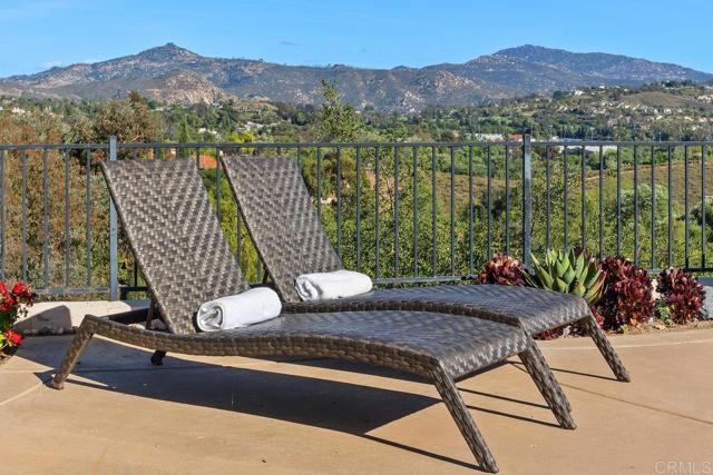 2873 Verda Avenue, Escondido CA: https://media.crmls.org/mediaz/7bf0353a-a54b-4c28-80b8-c364c55dd657.jpg