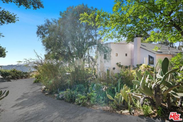 Drew Fenton | 190 Loma Metisse Road Malibu CA | MLS: 7251668