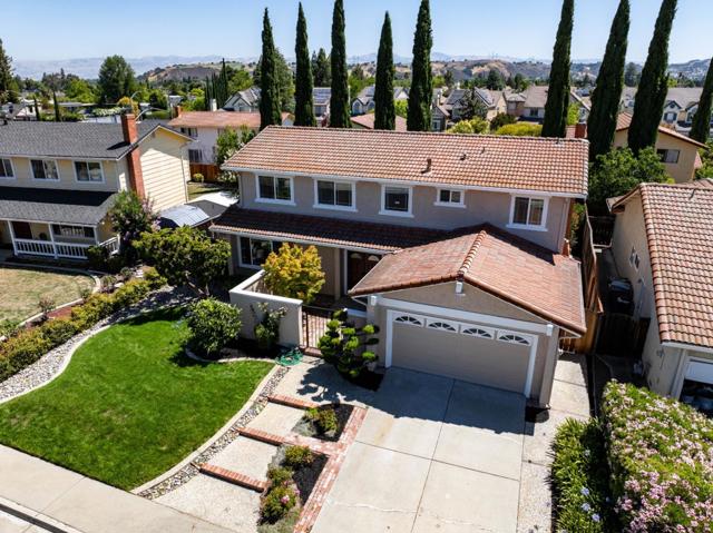 6510 Springpath Lane, San Jose CA: https://media.crmls.org/mediaz/7bf17b40-b163-42c2-8408-3b7b878e72e2.jpg