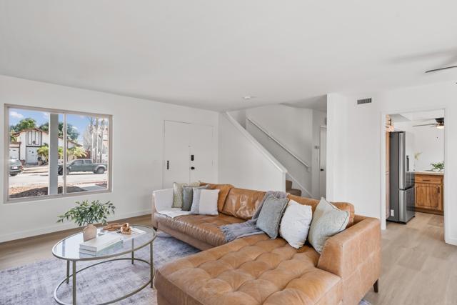 Detail Gallery Image 5 of 23 For 3044 Fleming Dr, San Diego,  CA 92139 - 4 Beds | 2 Baths