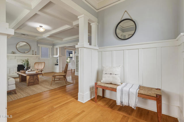 Detail Gallery Image 3 of 21 For 463 Toolen Pl, Pasadena,  CA 91103 - 3 Beds | 2 Baths