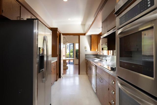 2416 Bay View Avenue, Carmel CA: https://media.crmls.org/mediaz/7bf56b04-238d-4636-a19c-7e3ce8c67475.jpg
