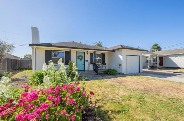 228 Toyon Avenue, Salinas CA: https://media.crmls.org/mediaz/7bf6156e-2952-4ad3-86b6-af0db5ddaf80.jpg