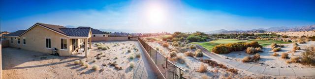 42695 Torno Place, Indio CA: https://media.crmls.org/mediaz/7bf68bf5-38f9-4b08-b6ce-255524ff26eb.jpg