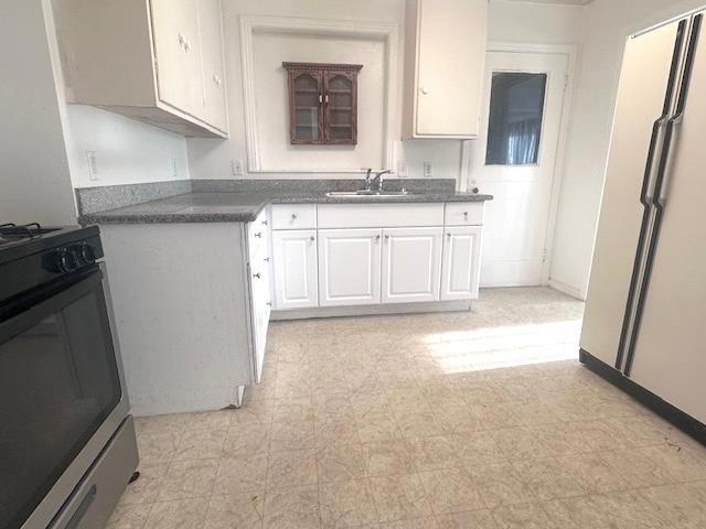 1213 S Claremont Street, San Mateo CA: https://media.crmls.org/mediaz/7bf7b43c-efa3-4cab-bed6-6fdc62ff3e8d.jpg