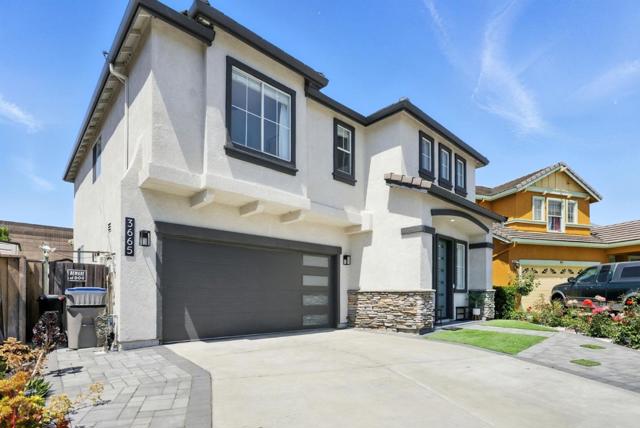 3665 Ivy Canyon Court, San Jose CA: https://media.crmls.org/mediaz/7bf7fc29-0150-4eb3-bb48-5cb5b786fc98.jpg