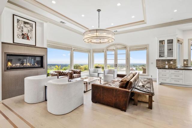 12252 Menalto Drive, Los Altos Hills CA: https://media.crmls.org/mediaz/7bf8f69a-86e2-4abd-a5cf-2fd6f973117d.jpg