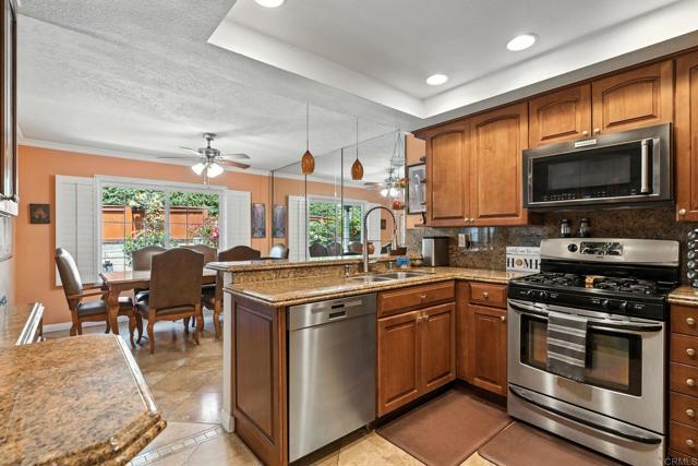 Detail Gallery Image 5 of 28 For 12220 Caminito Del Mar Sands, San Diego,  CA 92130 - 3 Beds | 3 Baths