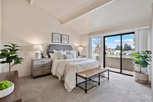 30 Donnas Lane, Hollister CA: https://media.crmls.org/mediaz/7bfb1b2b-ad0f-4a2f-a6a4-1296e9fcca95.jpg