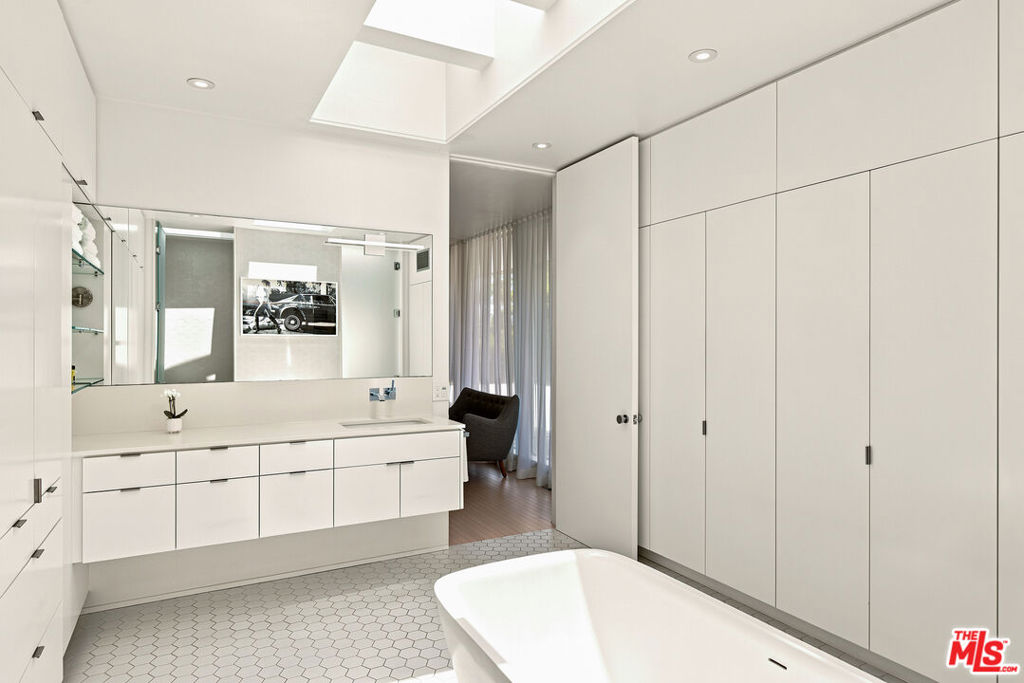 MLS #26852273 image #21