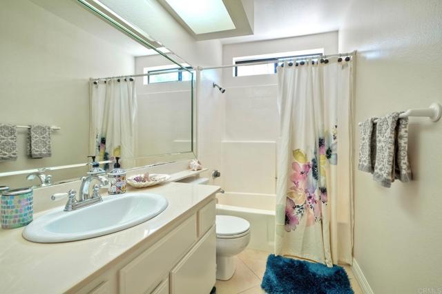 904 Robinwood Drive, Oceanside CA: https://media.crmls.org/mediaz/7bfbe99c-2a64-4e9d-9899-360861574e3b.jpg