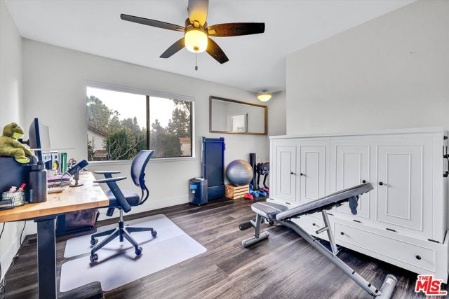 16424 Bubbling View Circle, Cerritos CA: https://media.crmls.org/mediaz/7bfcc179-7a1d-4663-bc45-cbb7db442368.jpg