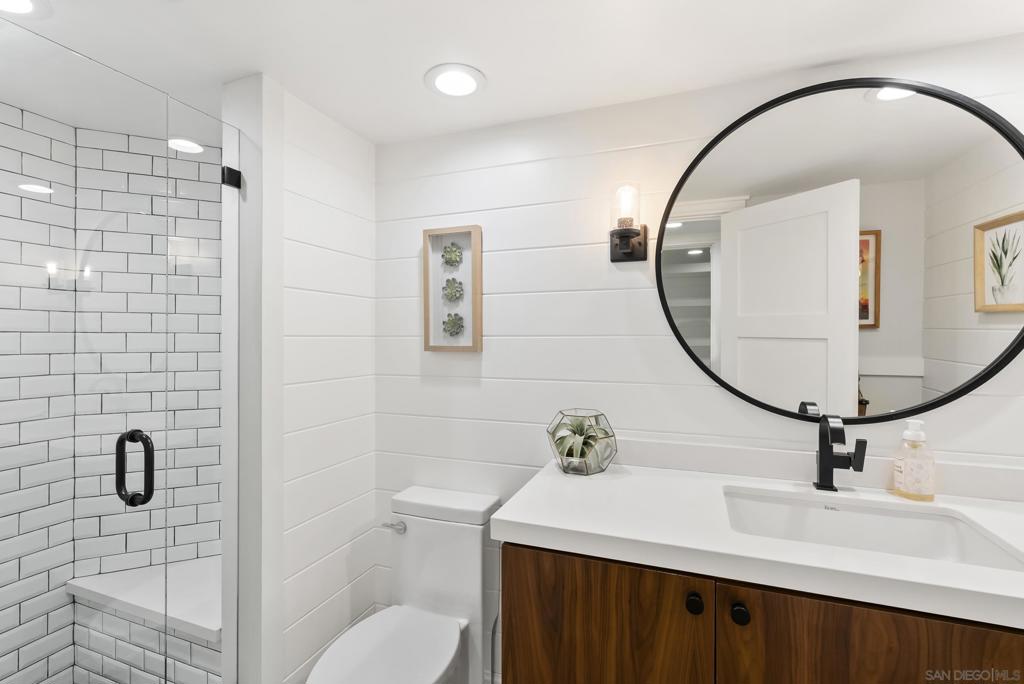 MLS #250043061SD image #10