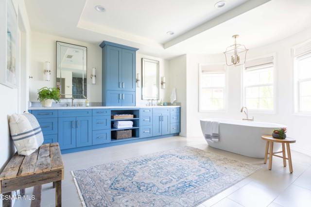 3269 Morning Ridge Avenue, Thousand Oaks CA: https://media.crmls.org/mediaz/7bfdca2a-b3f8-4e44-901f-c98e9a644a67.jpg
