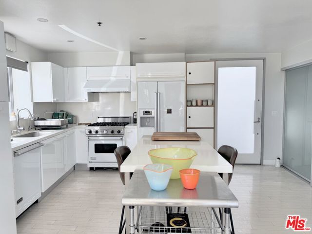 13326 Beach Avenue, 203 photo 10