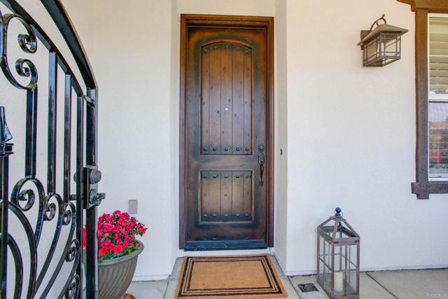 891 Antilla Way, San Marcos CA: https://media.crmls.org/mediaz/7bfe5648-c14b-4665-8ecb-37a4e0f74735.jpg