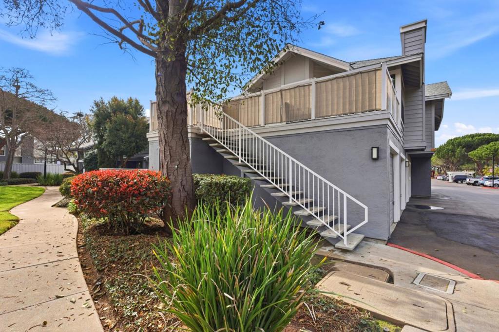 1644 Vista Del Sol