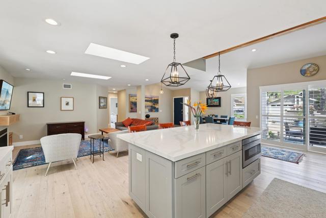 Detail Gallery Image 18 of 51 For 1767 Woodbine Pl, Oceanside,  CA 92054 - 3 Beds | 2 Baths