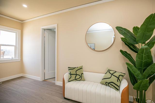 224 Shields Street, San Francisco CA: https://media.crmls.org/mediaz/7c00f525-f5d7-41fb-b7de-806d68d65bb5.jpg
