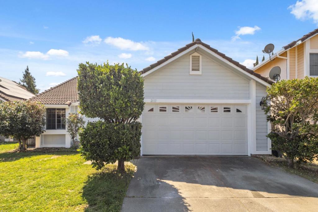 2113 Sunhaven Court