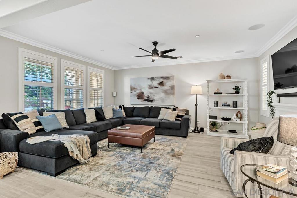 MLS #250043023SD image #13