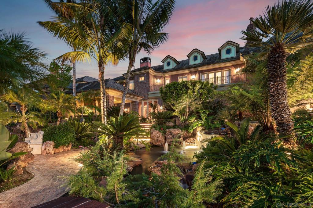 MLS #250041028SD image #1