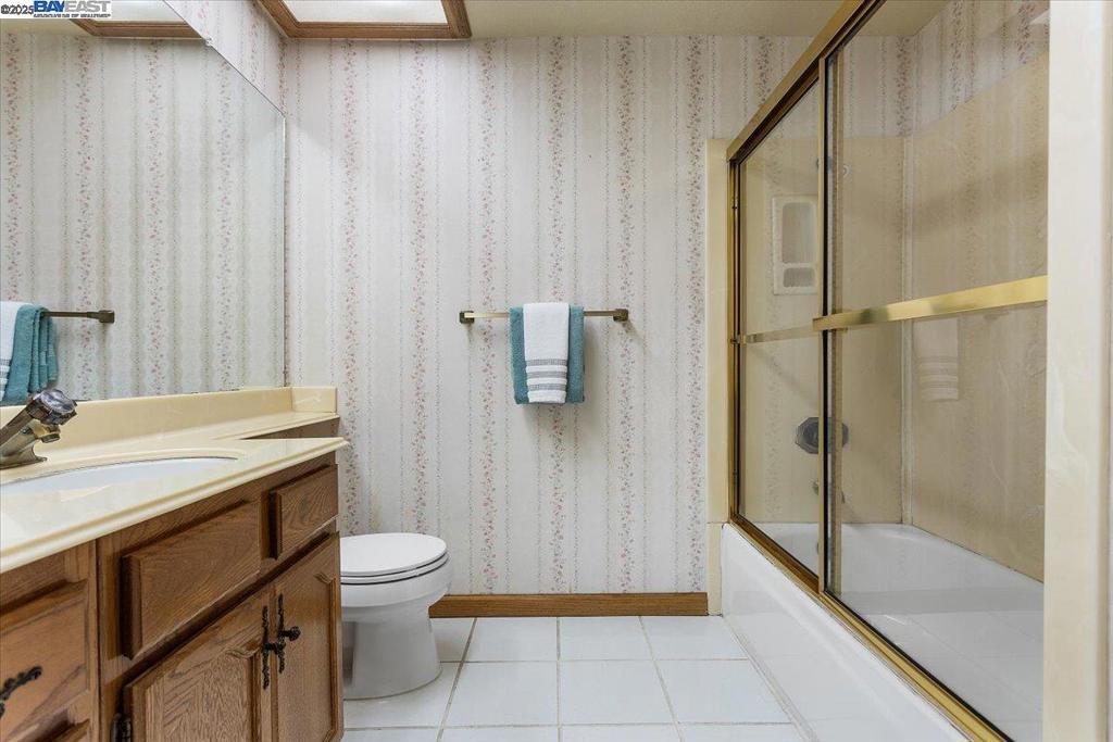 https://media.crmls.org/mediaz/7c01a7fd-f463-4f22-9915-2cc9928107bd.jpg?preset=X-Large