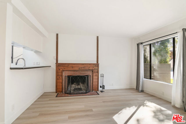 2428 Ocean Avenue photo 16