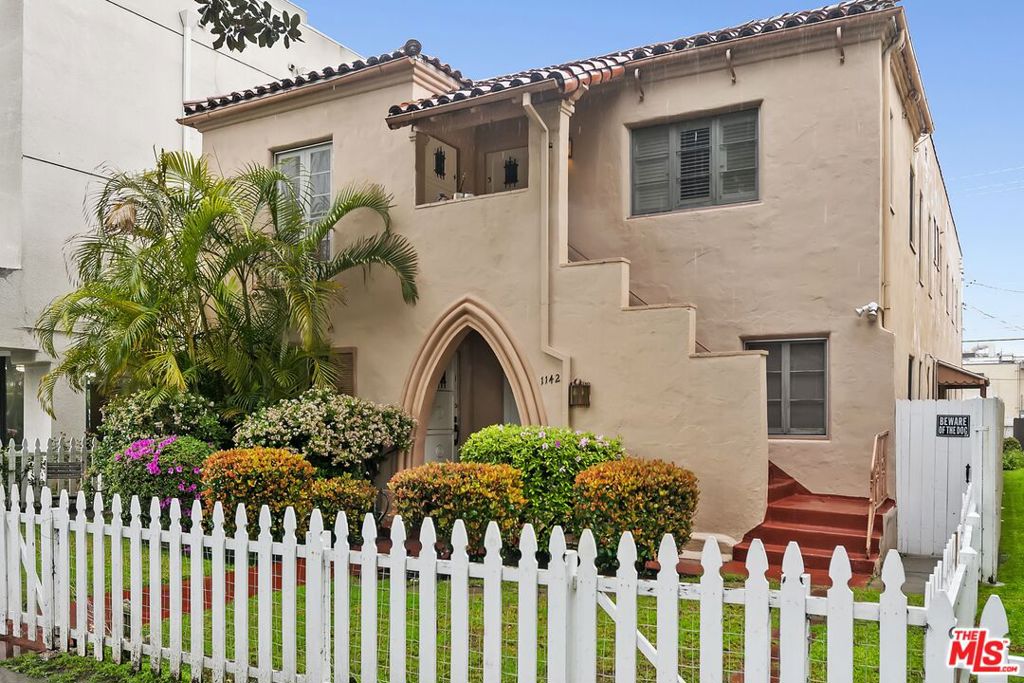 1142 S Clark Drive #4