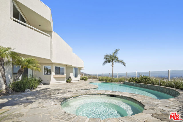 32215 Pacific Coast Highway, Malibu CA: https://media.crmls.org/mediaz/7c036b12-e6a9-4d69-b0fa-c501300480a2.jpg
