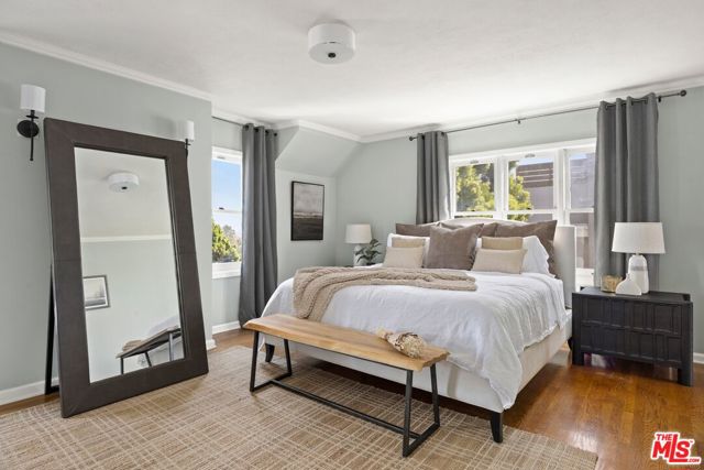 3067 Motor Avenue, Los Angeles CA: https://media.crmls.org/mediaz/7c03a0f8-af81-42c2-aa58-dac54abc4010.jpg