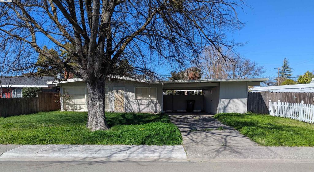 2217 Porter Way