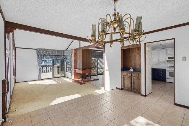 Detail Gallery Image 9 of 40 For 2521 Jamestown Ct, Oxnard,  CA 93035 - 4 Beds | 3 Baths