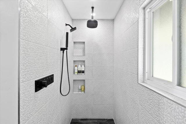 Detail Gallery Image 25 of 47 For 524 Morningside Dr, Vista,  CA 92084 - 3 Beds | 2 Baths