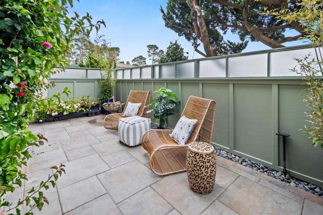 95 High Meadow Lane, Carmel CA: https://media.crmls.org/mediaz/7c078e31-8fee-41cf-9429-b1a179c5dd57.jpg