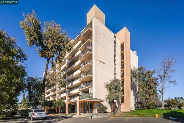 3909 Stevenson Blvd, Fremont, California 94538, 1 Bedroom Bedrooms, ,1 BathroomBathrooms,Condominium,For Sale,Stevenson Blvd,41083170