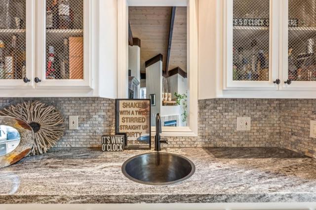 61 Oak Haven Way, Woodside CA: https://media.crmls.org/mediaz/7c08b61d-2bb6-45b3-bd91-62e66b95b35d.jpg